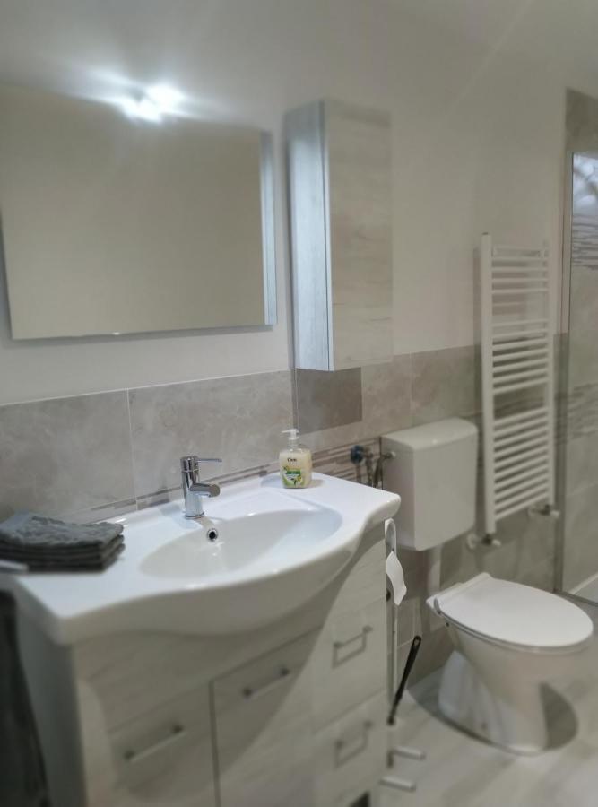 Casa Doris Apartment Montabone Bagian luar foto